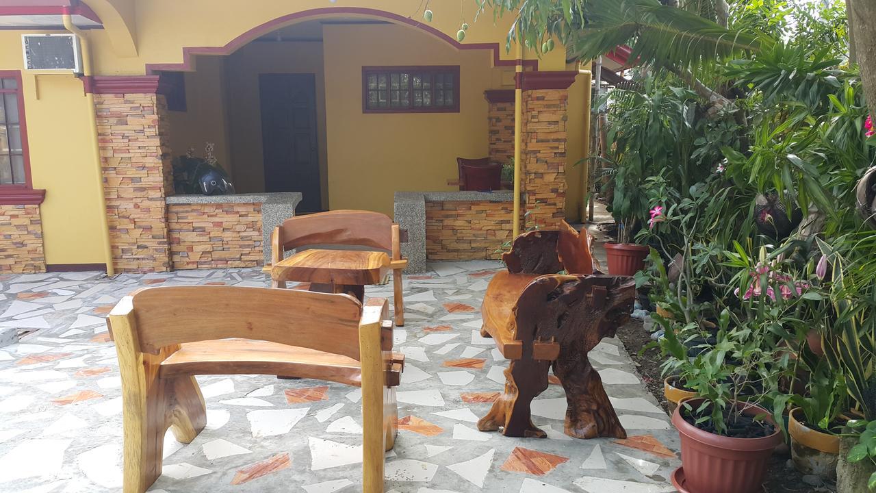 Carribean Transient House Bed & Breakfast Lucap Exterior photo