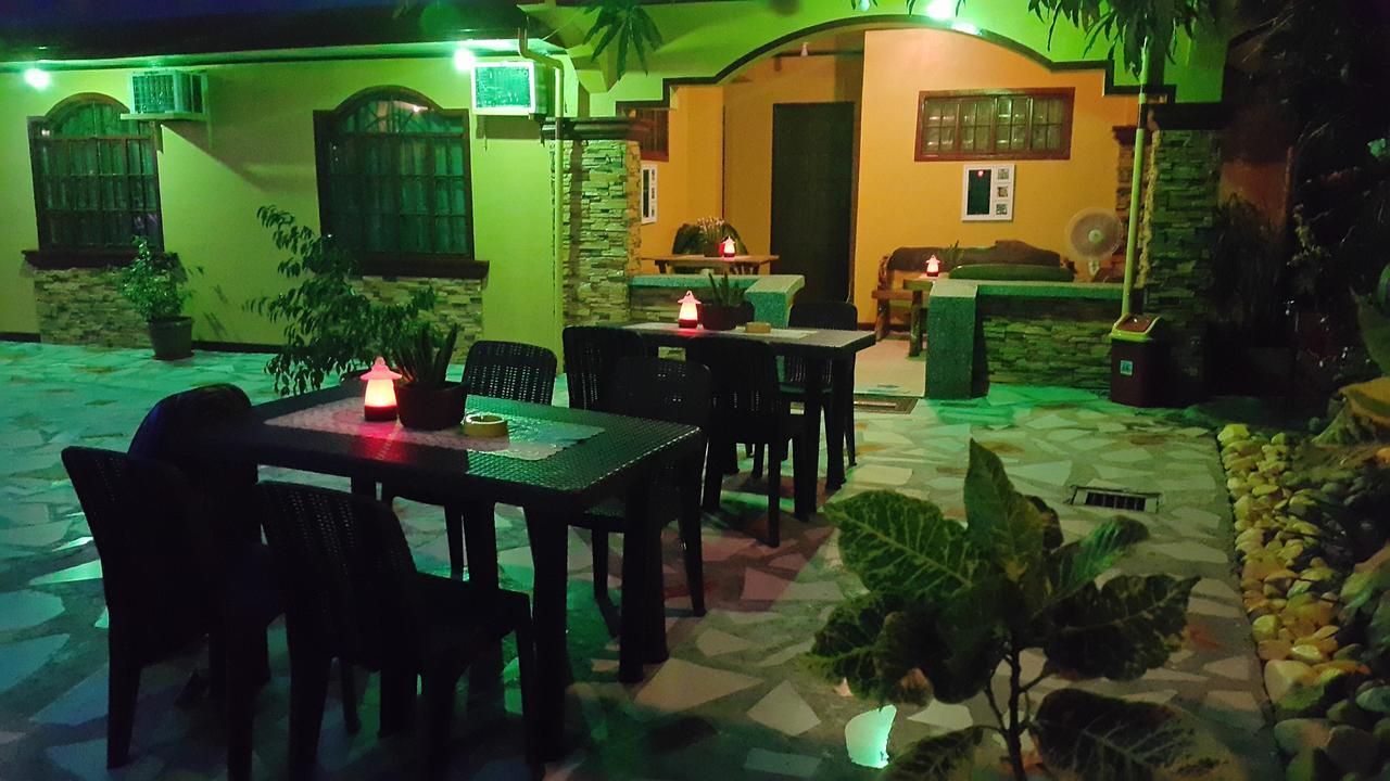 Carribean Transient House Bed & Breakfast Lucap Exterior photo